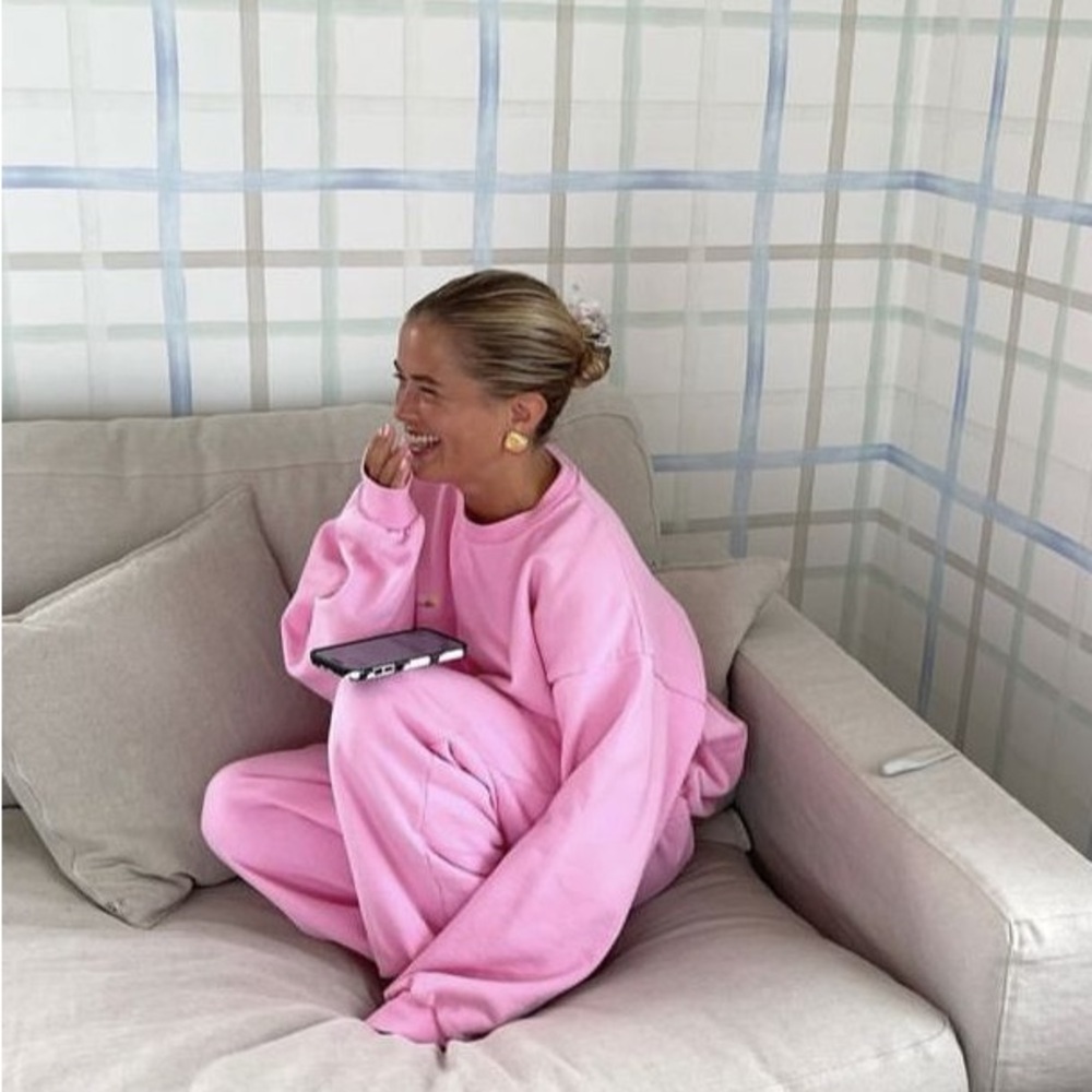 Heavy Manners Airport Sweat suit in Bubble pink - Picture 6 of 6